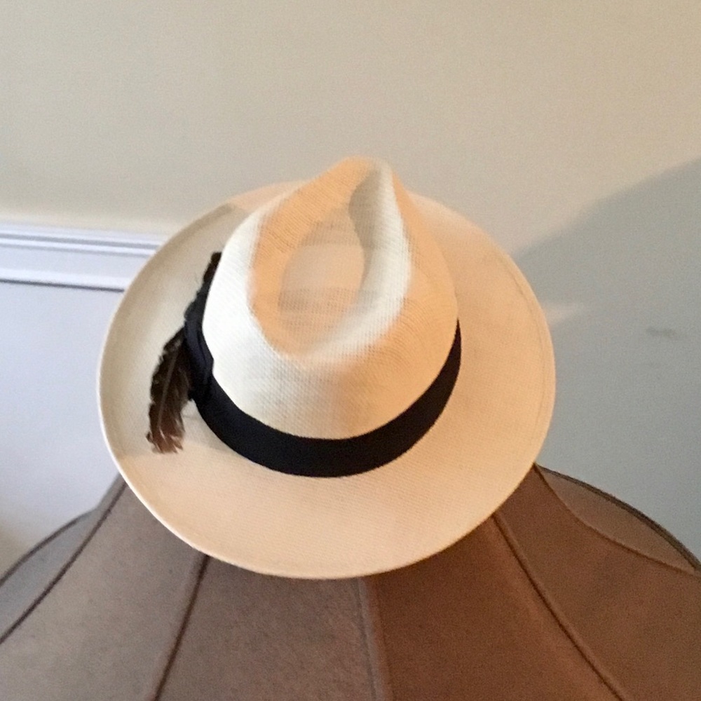 Mens cream color hat